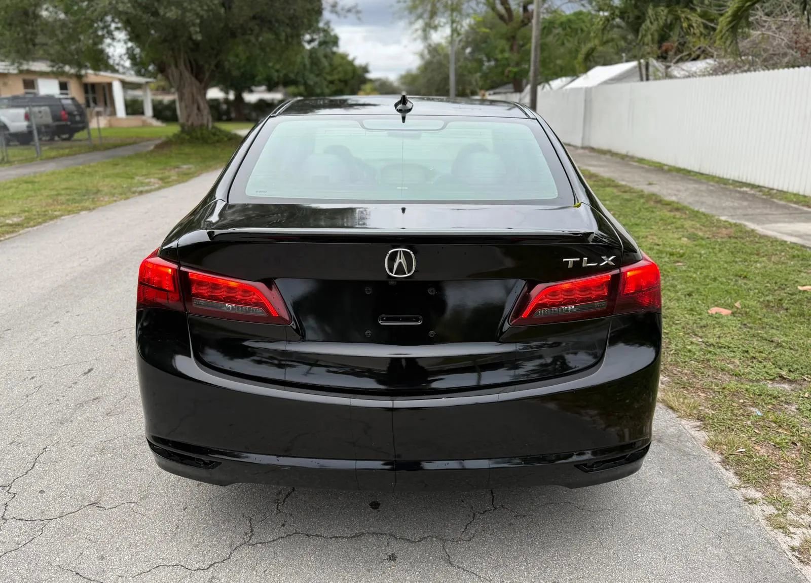 Used 2016 Acura TLX w/ Technology Package image 6