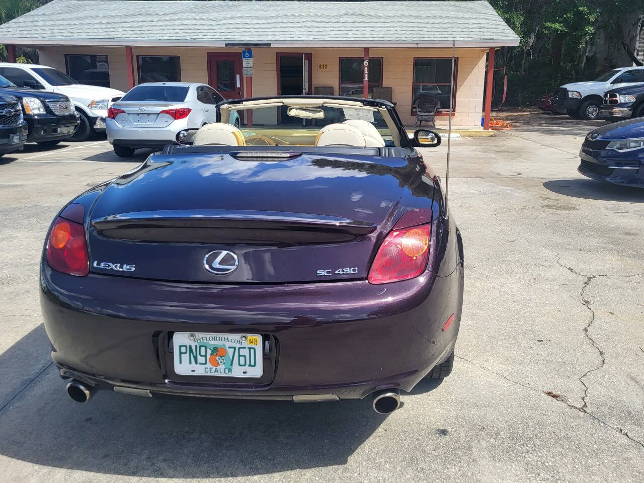 Used 2004 Lexus SC 430 Convertible RWD image 7
