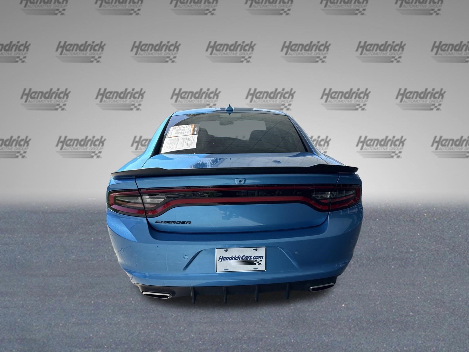 Used 2023 Dodge Charger SXT w/ Blacktop Package image 8