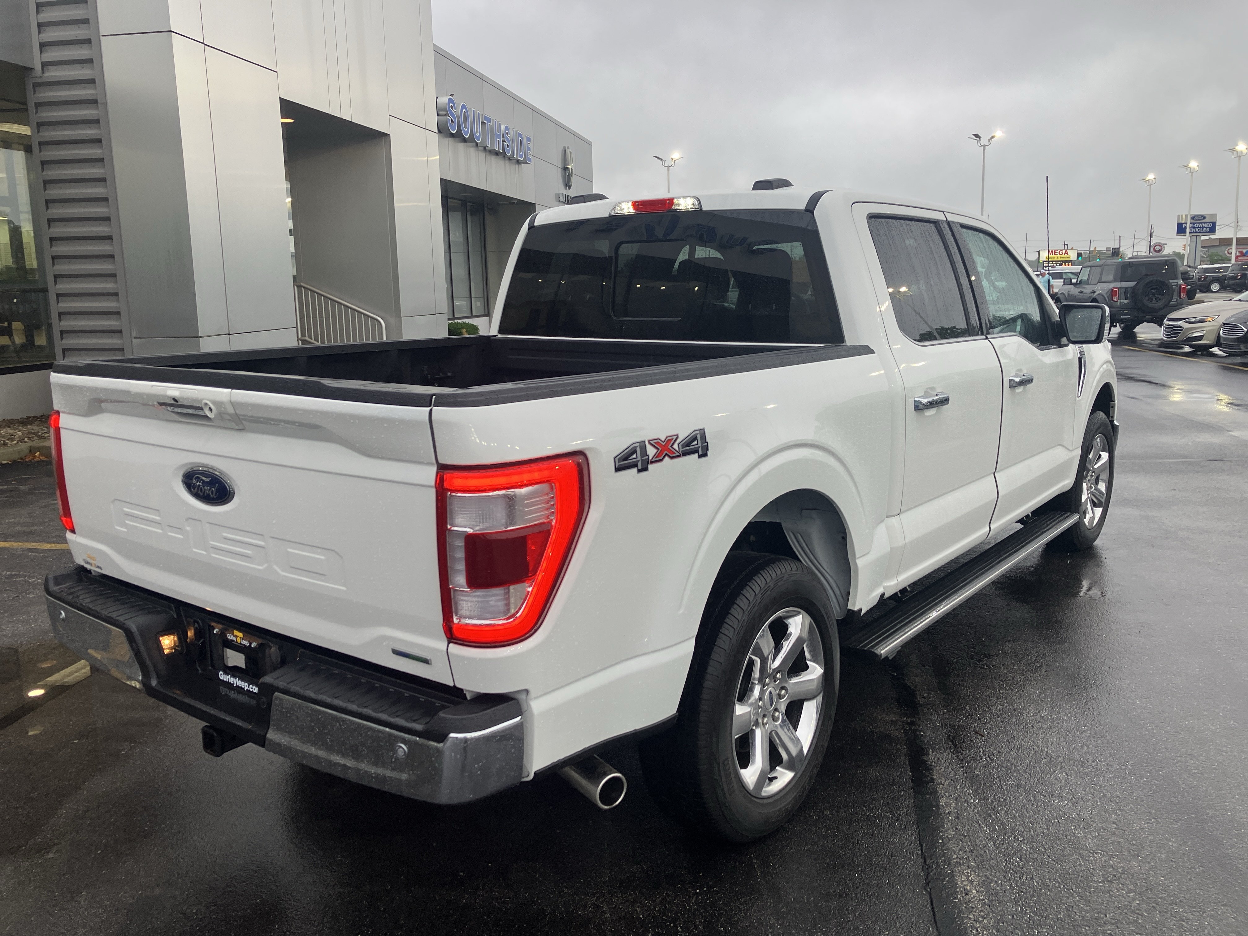 Used 2023 Ford F150 Lariat w/ Equipment Group 502A High AWD/4WD image 7