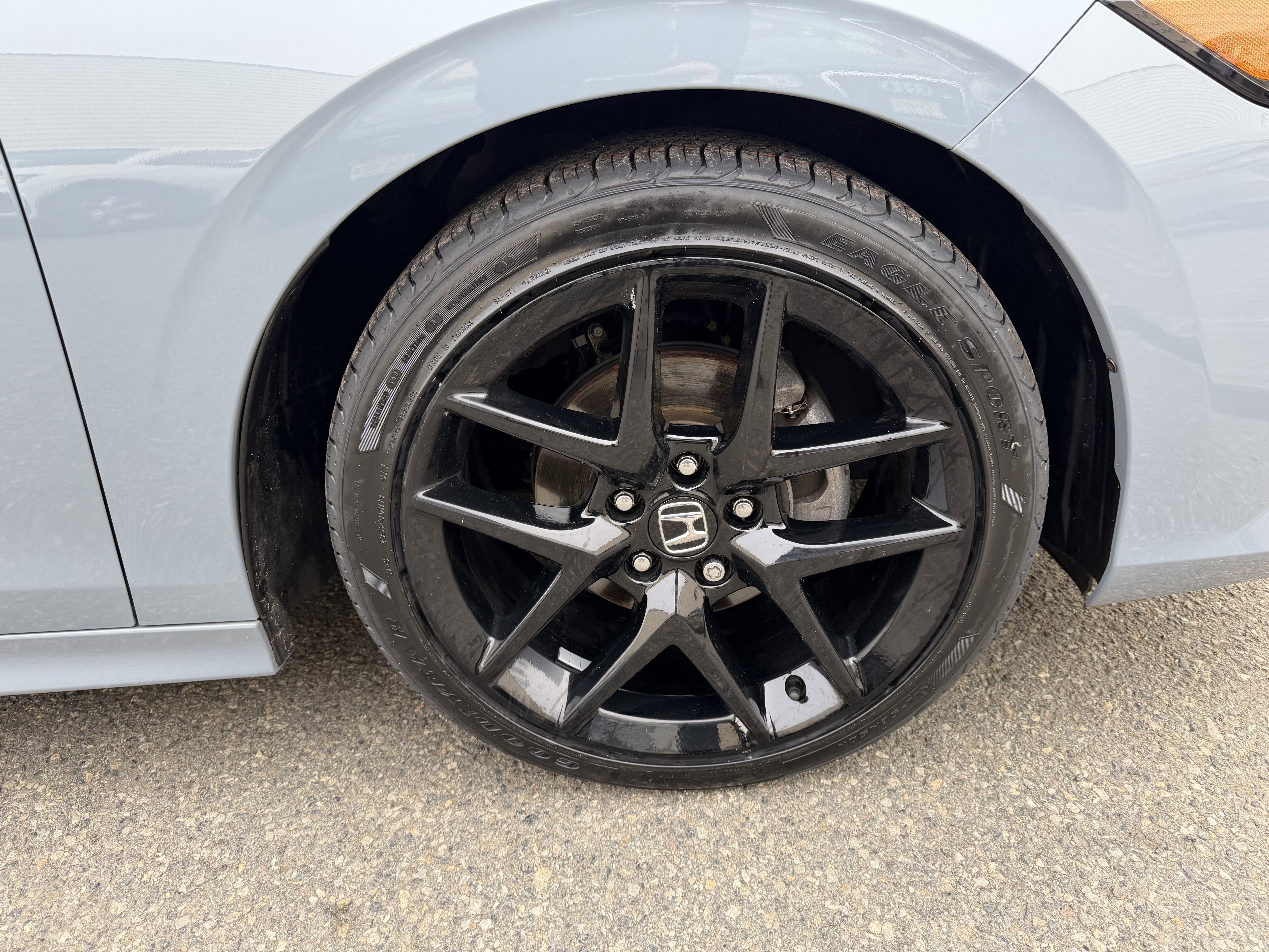 Used 2023 Honda Civic Sport image 9