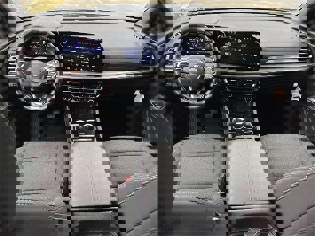 Used 2024 Chevrolet Traverse LT image 10