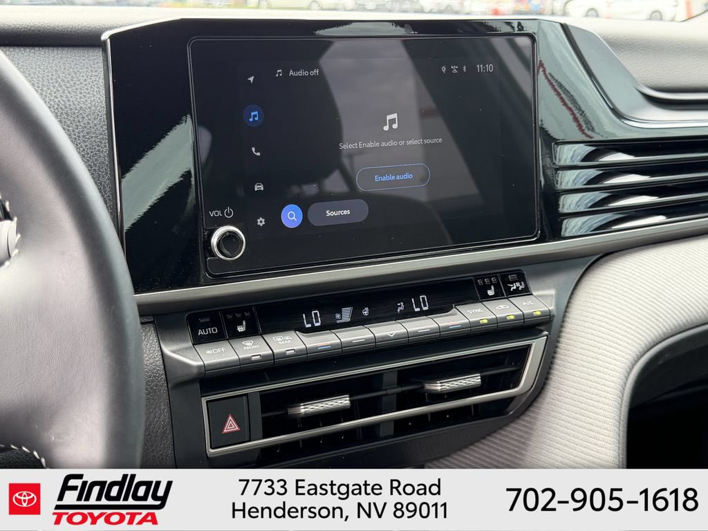 Used 2025 Toyota Camry SE AWD/4WD image 27