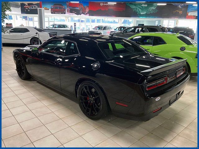 Used 2023 Dodge Challenger SRT Hellcat image 4