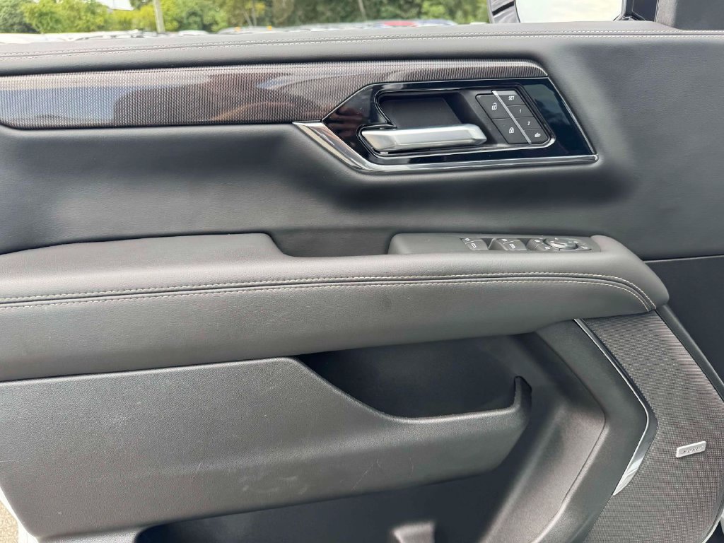 Used 2026 GMC Yukon XL Elevation AWD/4WD image 19
