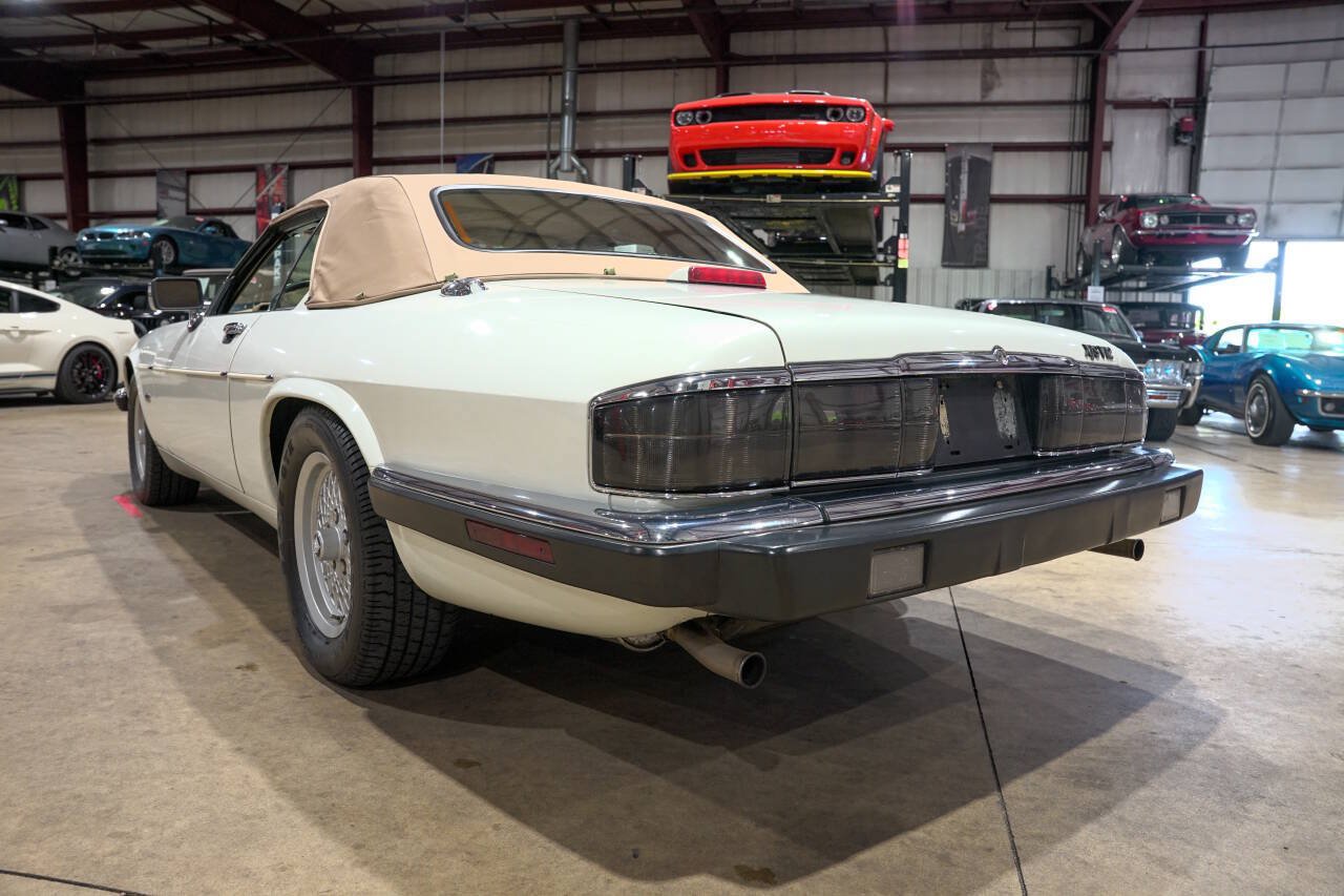 Used 1992 Jaguar XJS V12 Convertible RWD image 22