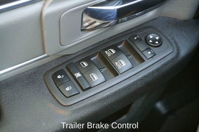 Used 2023 RAM 1500 Classic SLT image 22