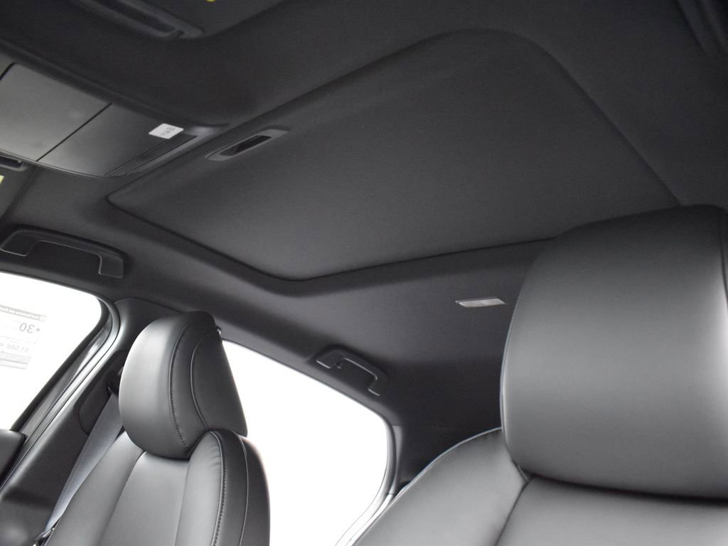 Used 2023 MAZDA MAZDA3 s image 27