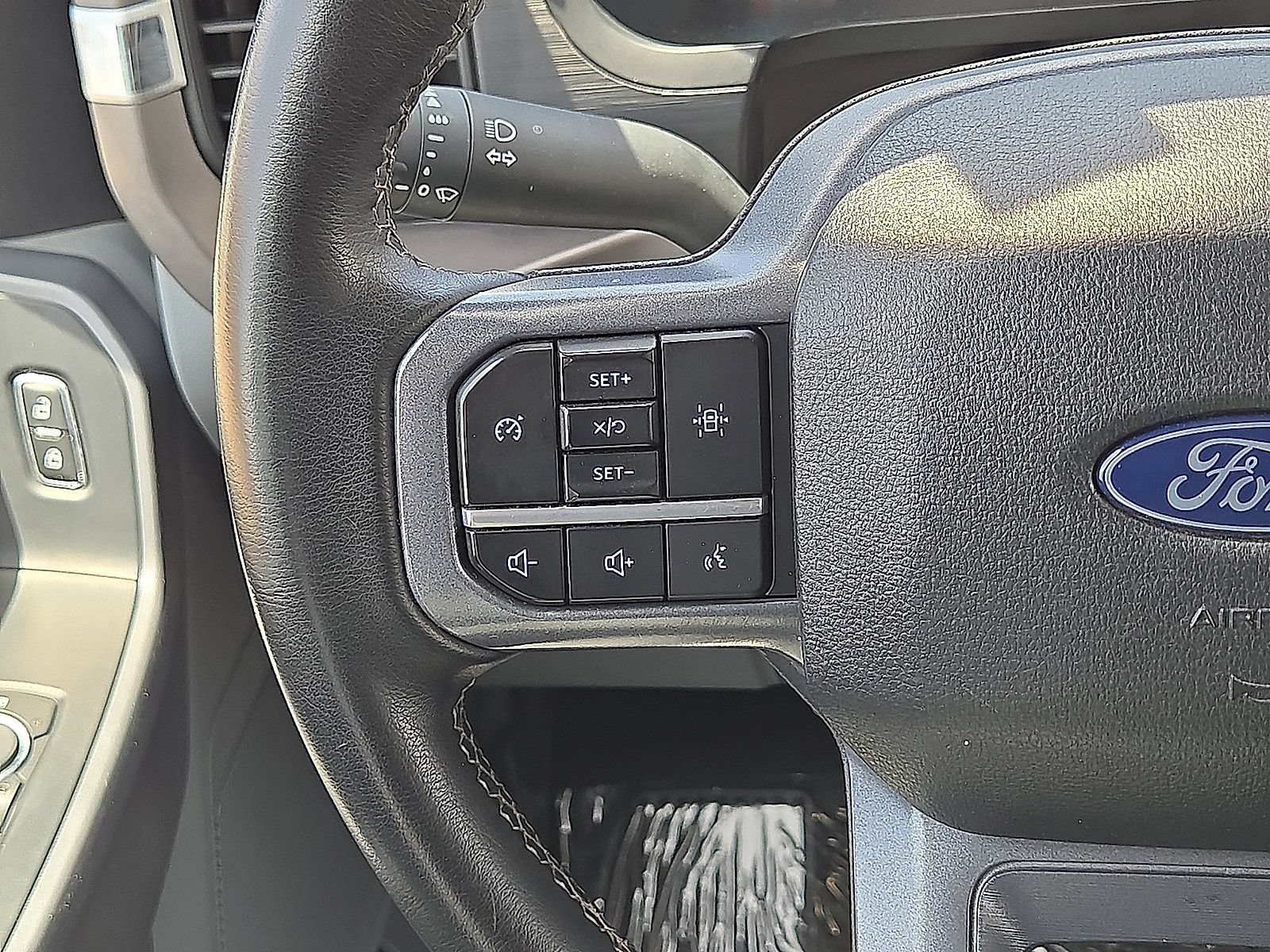Used 2025 Ford F150 XLT w/ Equipment Group 301A Standard AWD/4WD image 18
