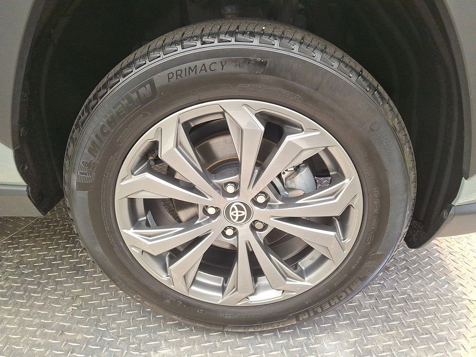 Certified 2022 Toyota RAV4 XLE Premium image 27