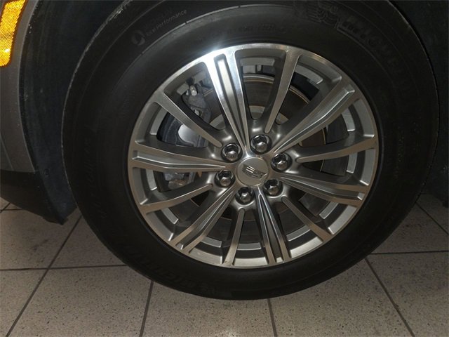 Used 2018 Cadillac XT5 Luxury w/ Driver Awareness Package image 10