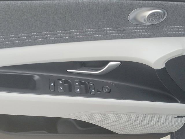 New 2026 Hyundai Elantra Limited FWD image 15