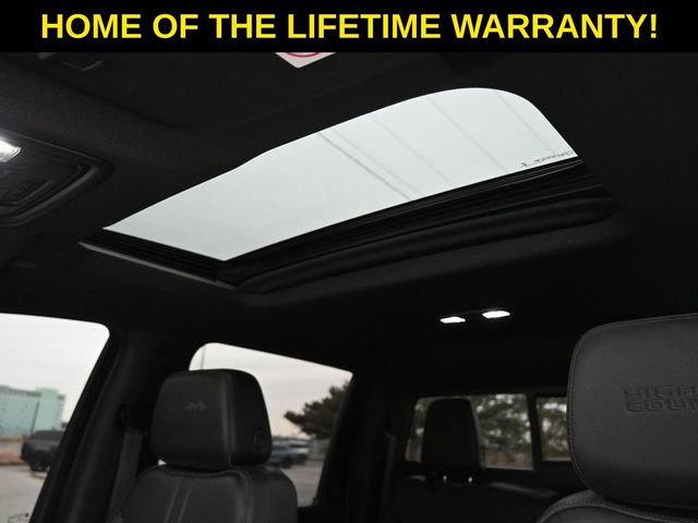 Used 2022 Chevrolet Silverado 3500 High Country w/ Snow Plow Prep/Camper Package image 62