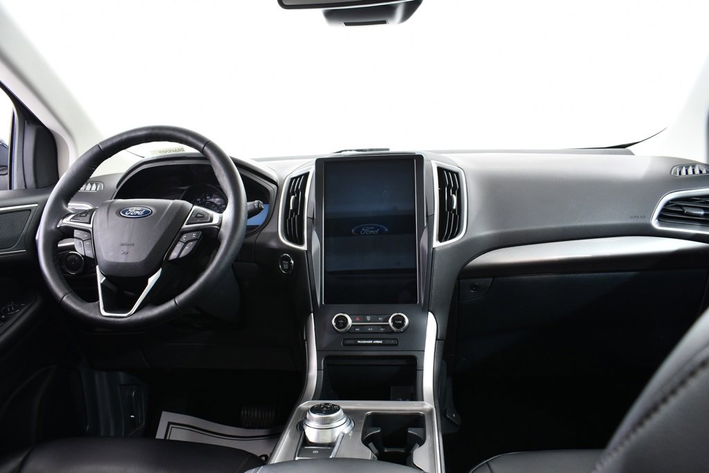 Used 2024 Ford Edge SEL w/ Convenience Package image 7