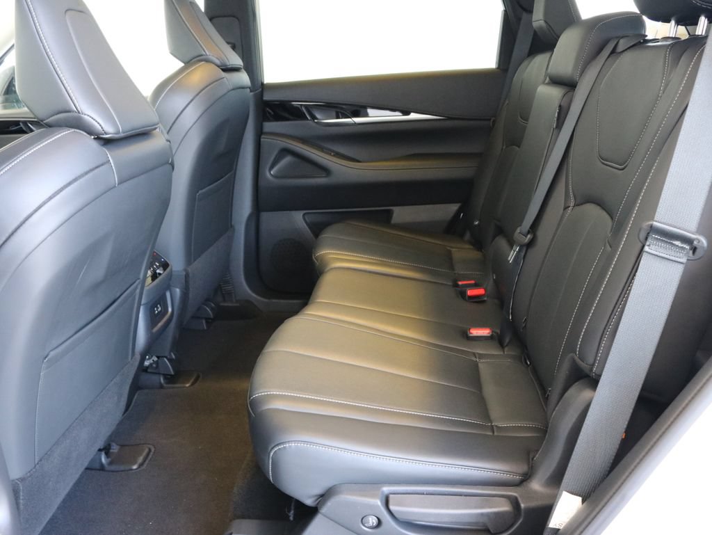 Certified 2025 INFINITI QX60 Pure AWD/4WD image 29