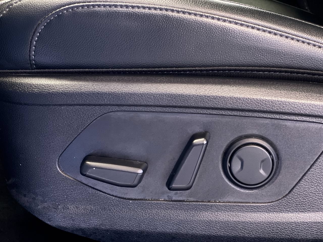 Certified 2024 Kia Sportage SX FWD image 17