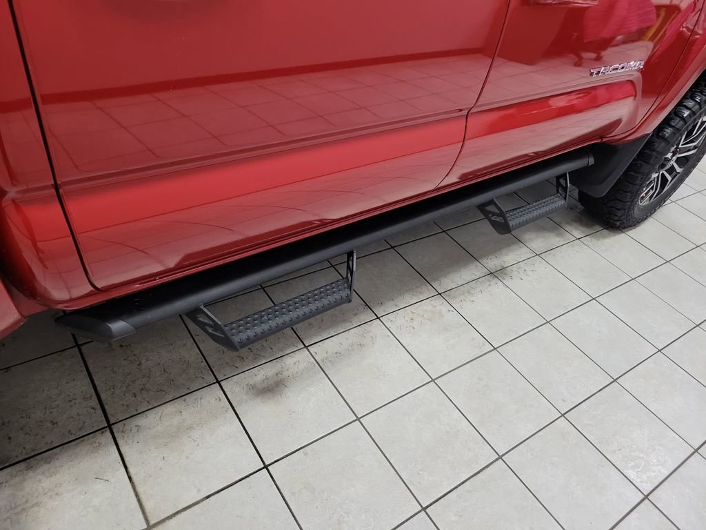 Used 2022 Toyota Tacoma TRD Sport image 23