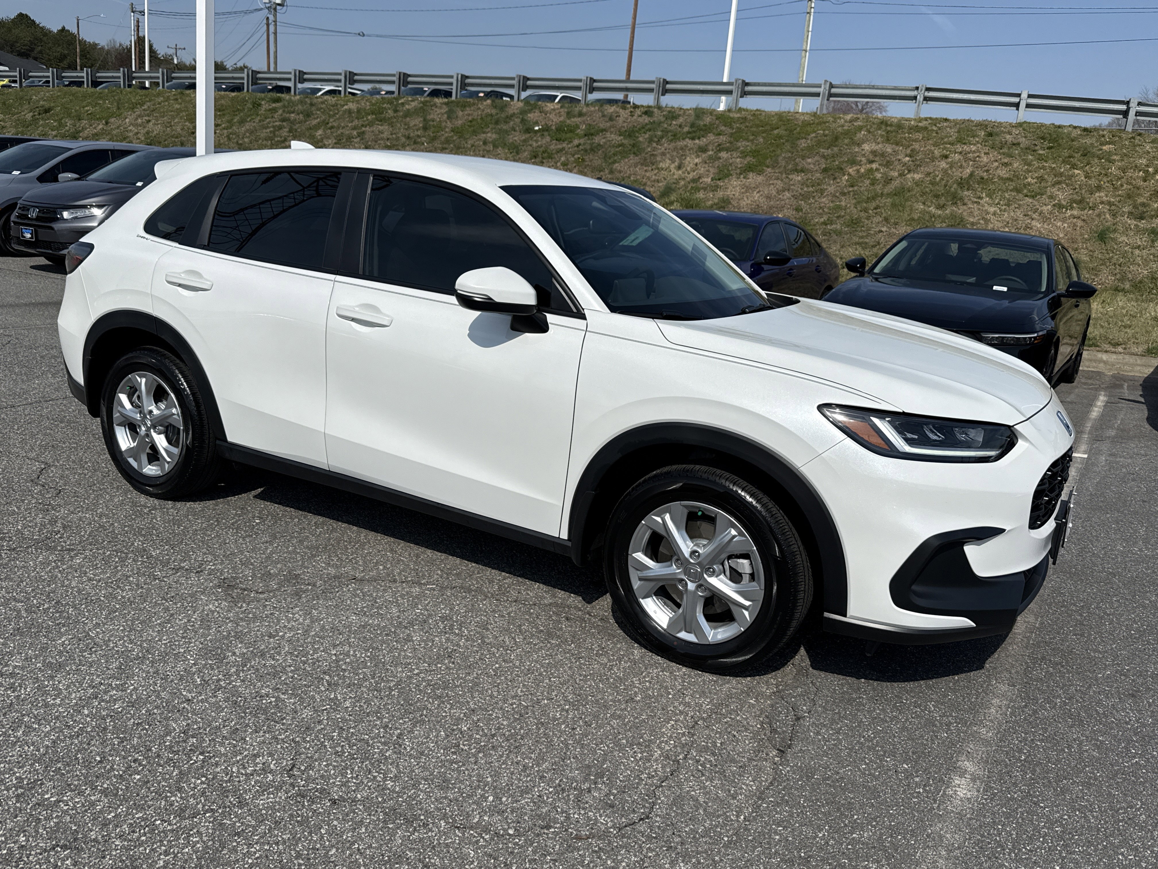 Certified 2023 Honda HR-V LX video 2