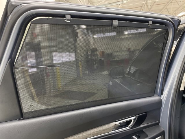 Used 2022 Kia Telluride EX w/ EX Premium Package image 22