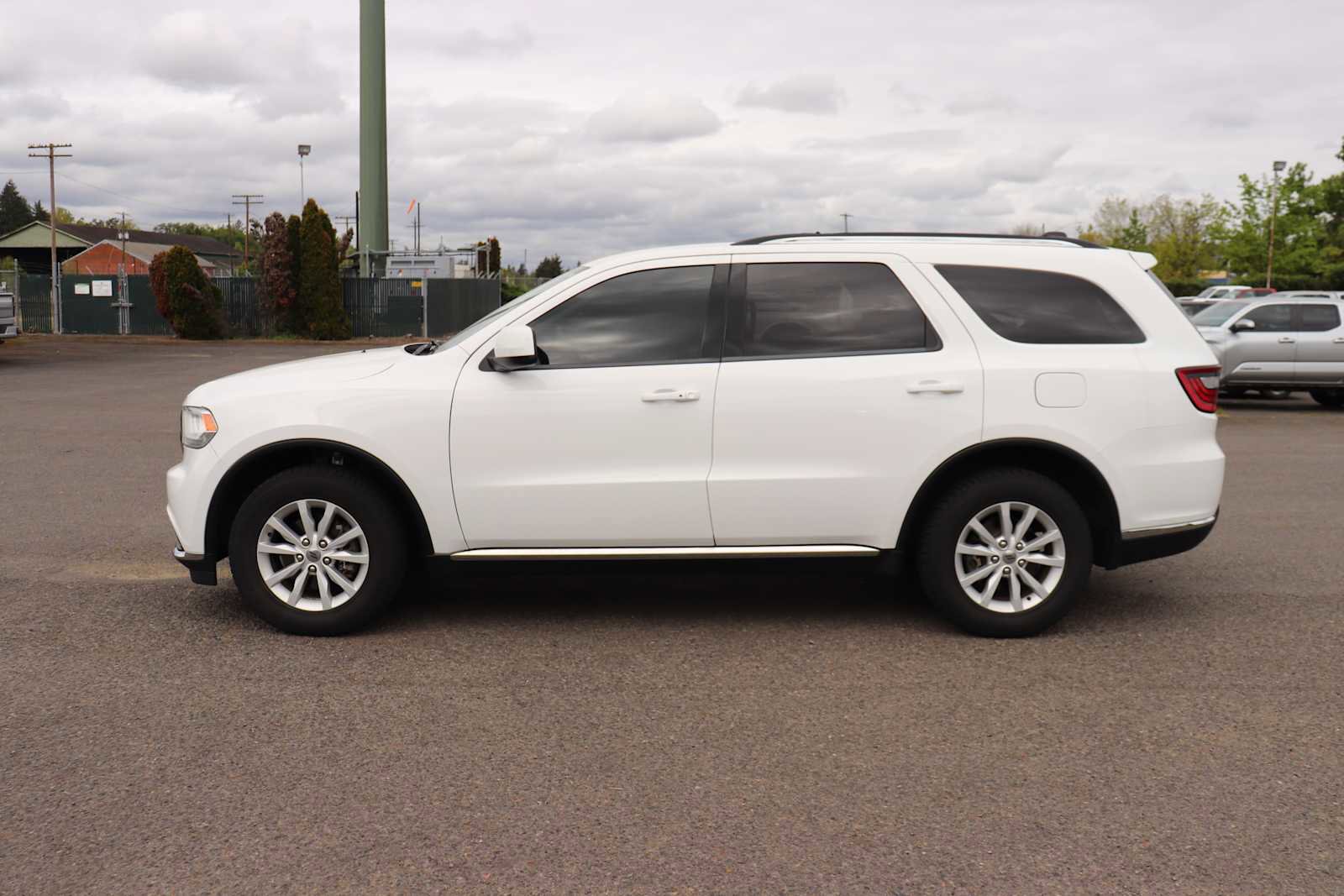 Used 2019 Dodge Durango SXT AWD/4WD image 8