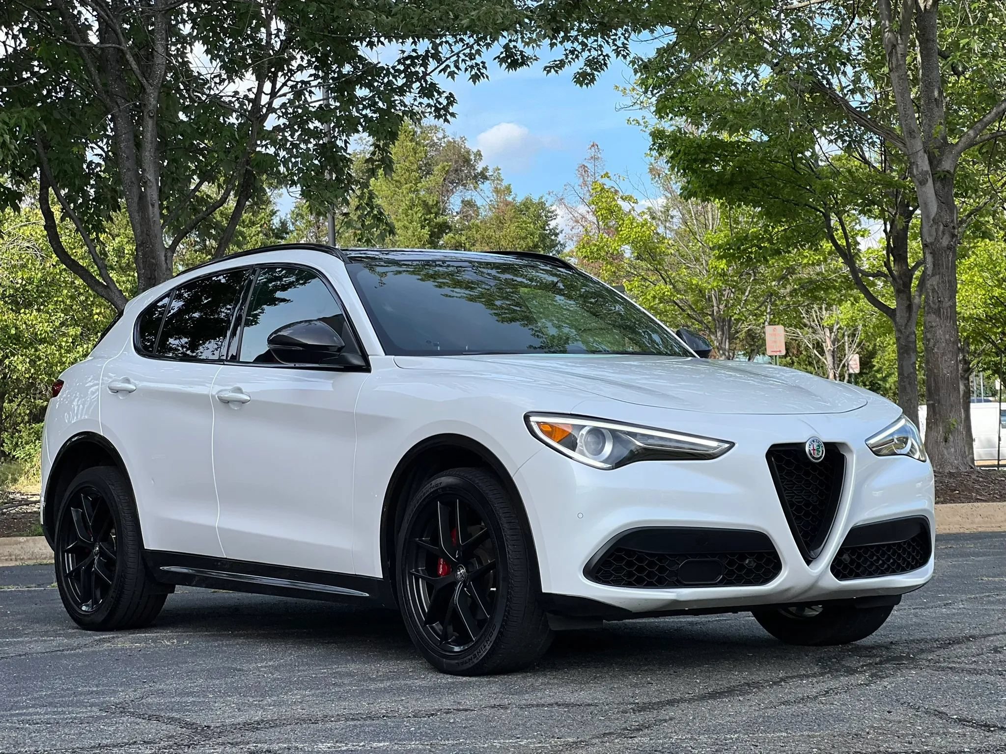 Used 2020 Alfa Romeo Stelvio Ti Sport AWD/4WD image 7