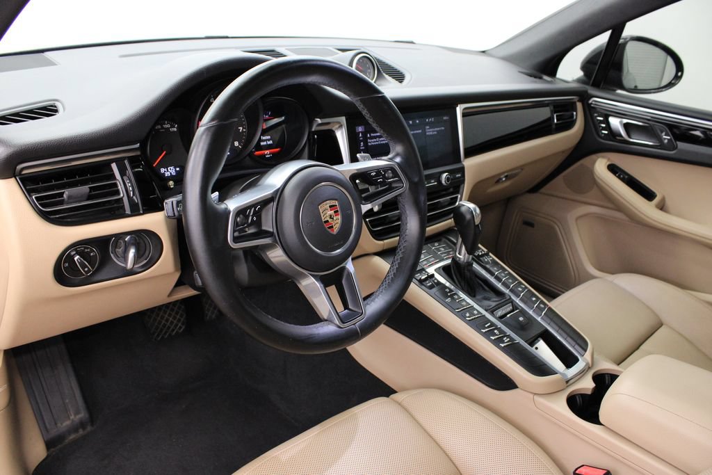 Used 2020 Porsche Macan AWD/4WD image 4