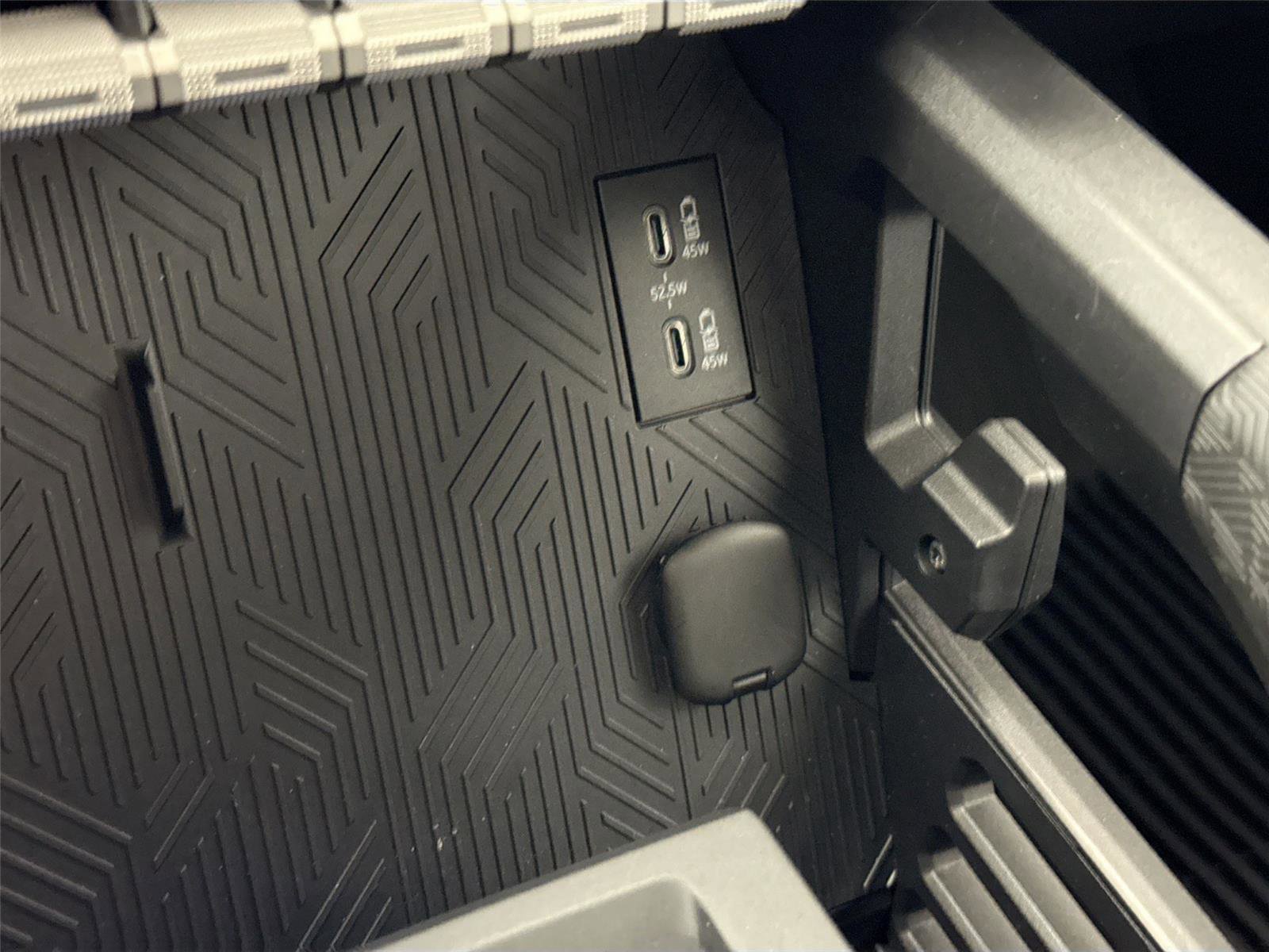 Certified 2025 Toyota Tacoma SR5 image 25