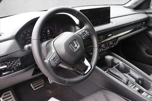 Used 2024 Honda Accord Sport image 10