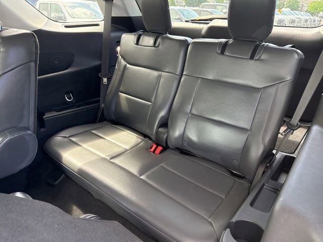 Used 2025 Ford Explorer Active w/ Active Comfort Package AWD/4WD image 17