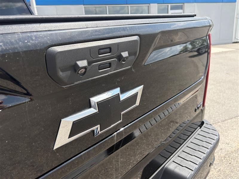 Used 2022 Chevrolet Silverado 3500 LTZ w/ LTZ Plus Package AWD/4WD image 5