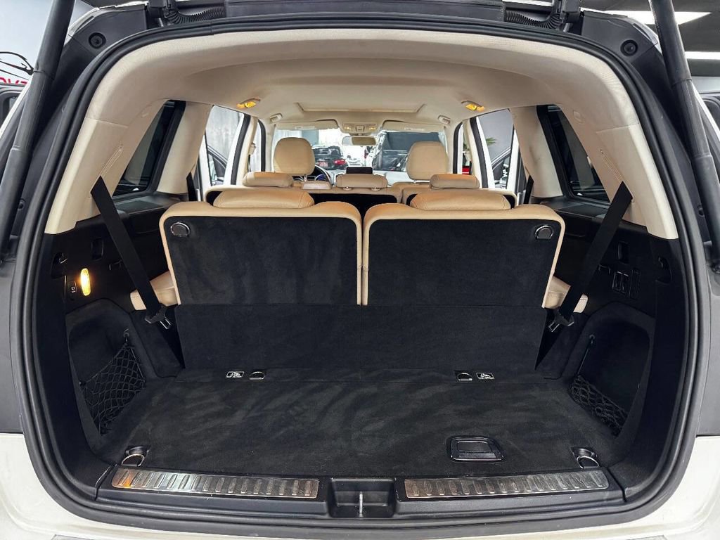 Used 2019 Mercedes-Benz GLS 450 4MATIC image 47