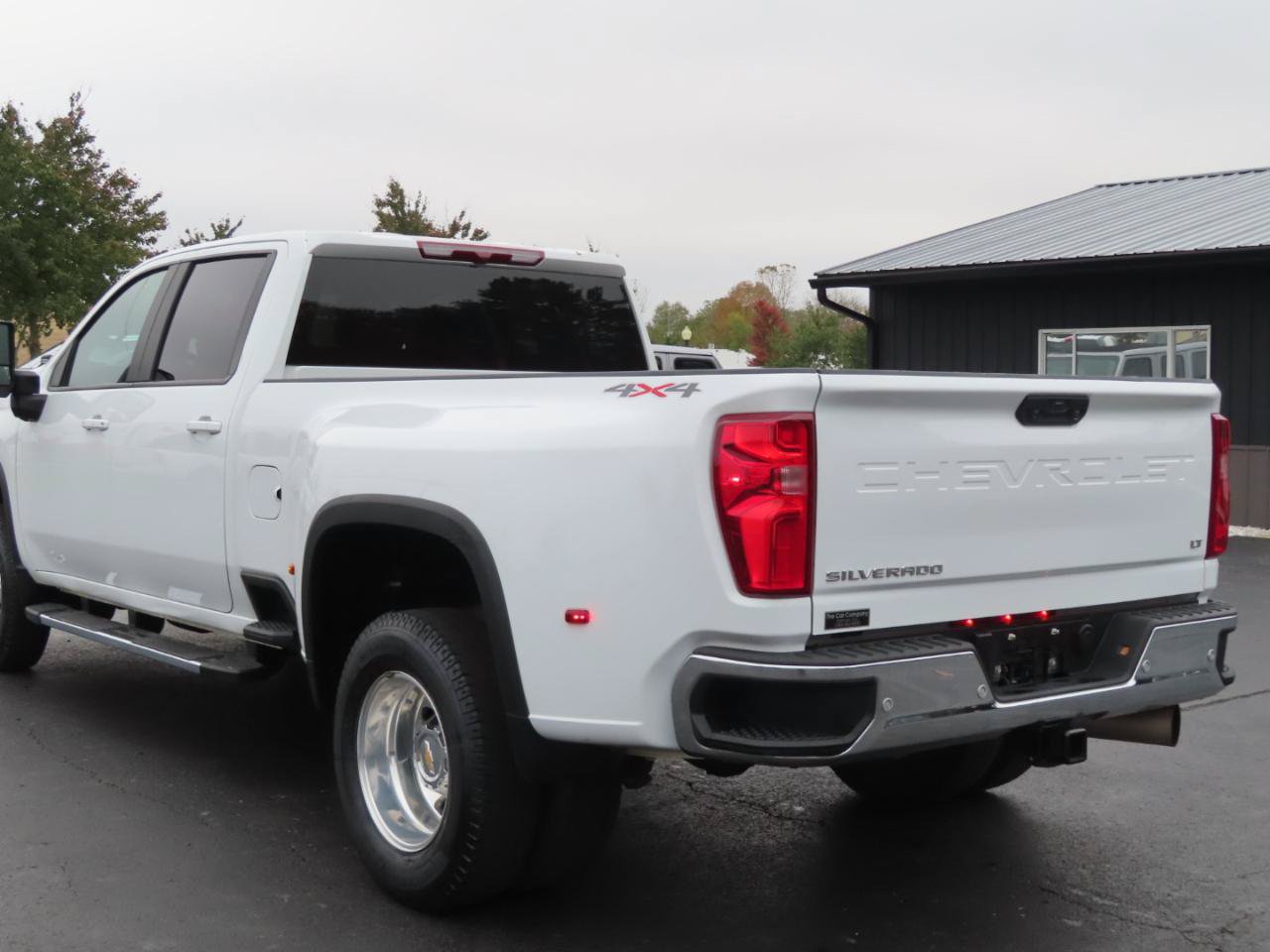 Used 2025 Chevrolet Silverado 3500 LT w/ Safety Package AWD/4WD image 19