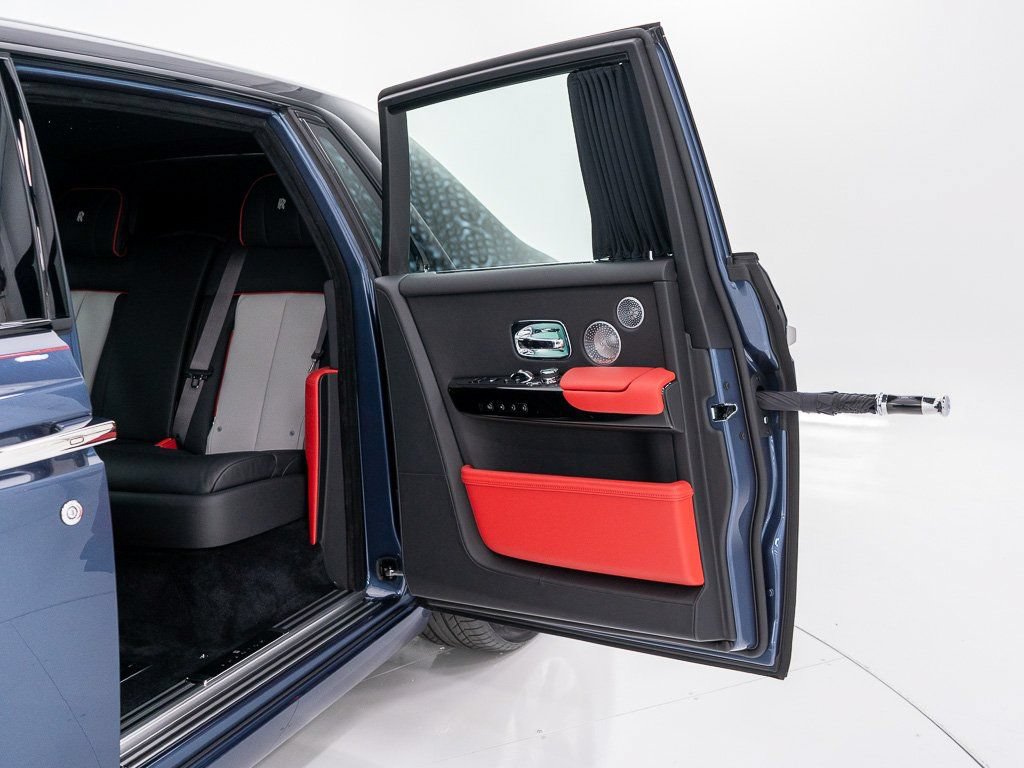 Certified 2026 Rolls-Royce Phantom Sedan w/ Leather Finishing Pack RWD image 29