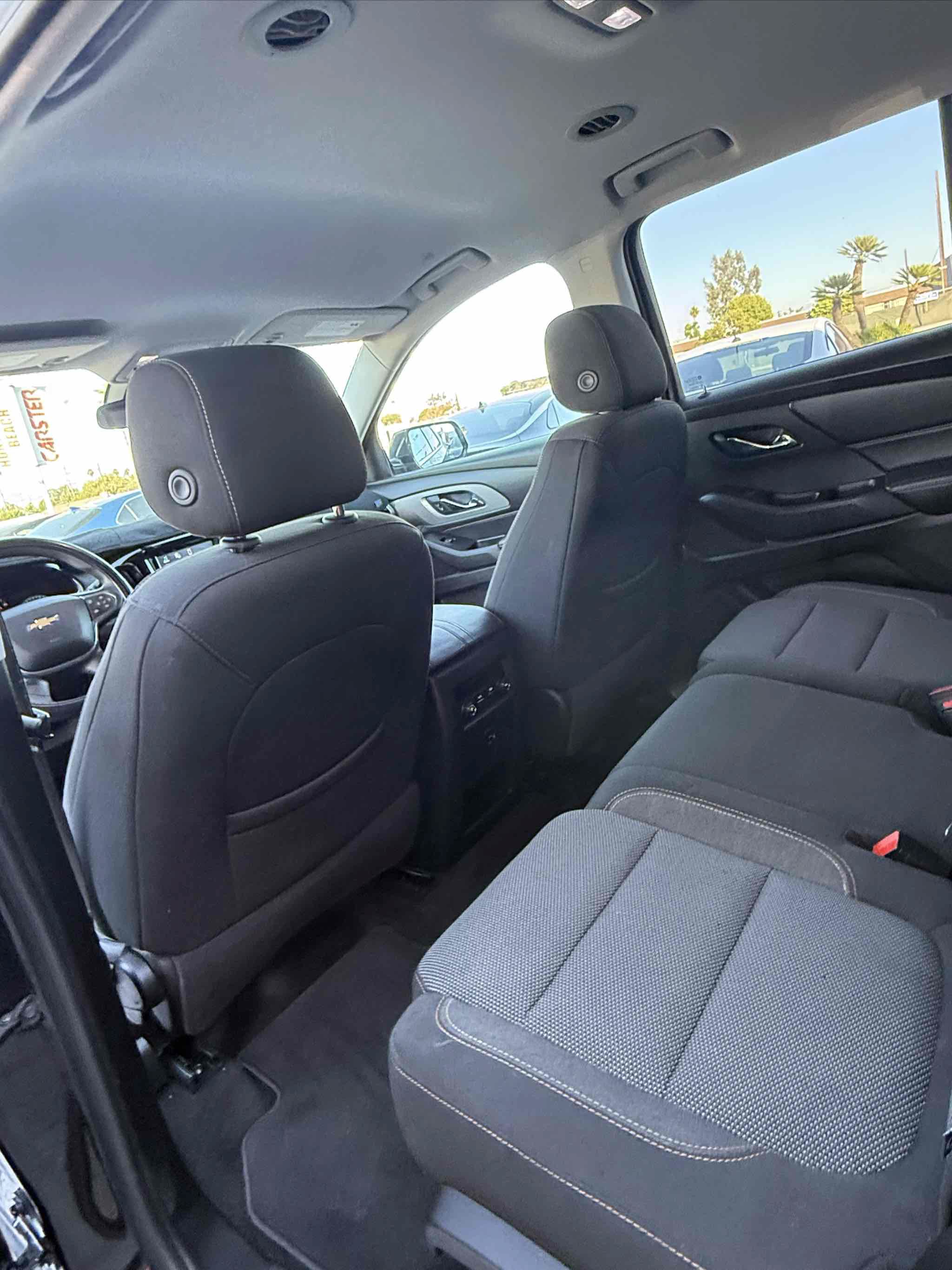 Used 2018 Chevrolet Traverse LS FWD image 21