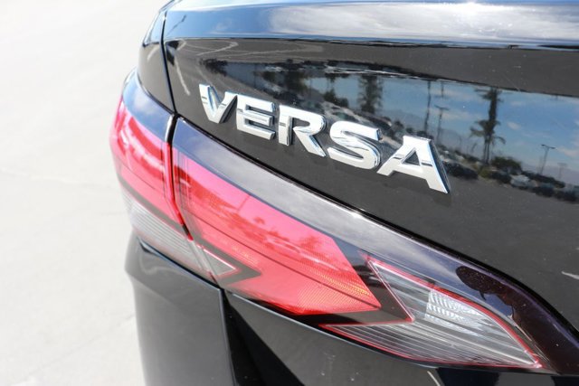 Used 2025 Nissan Versa SV FWD image 6