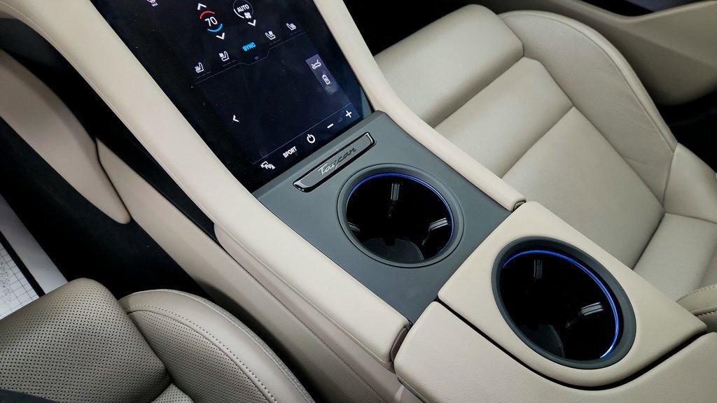 Used 2021 Porsche Taycan 4S image 16