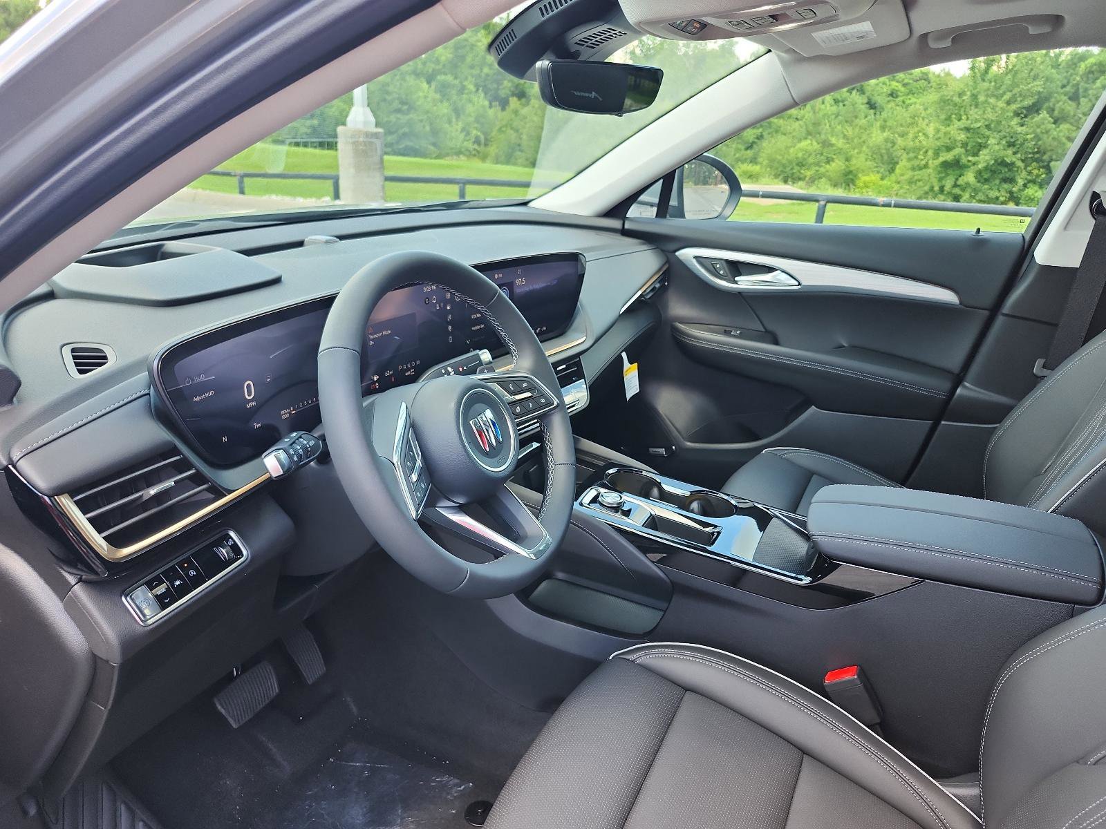 New 2025 Buick Envision Avenir image 13