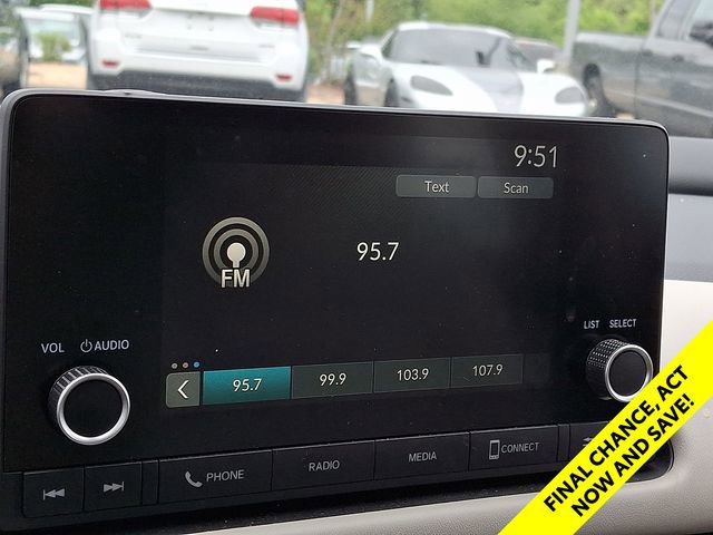 Used 2025 Honda HR-V LX image 19