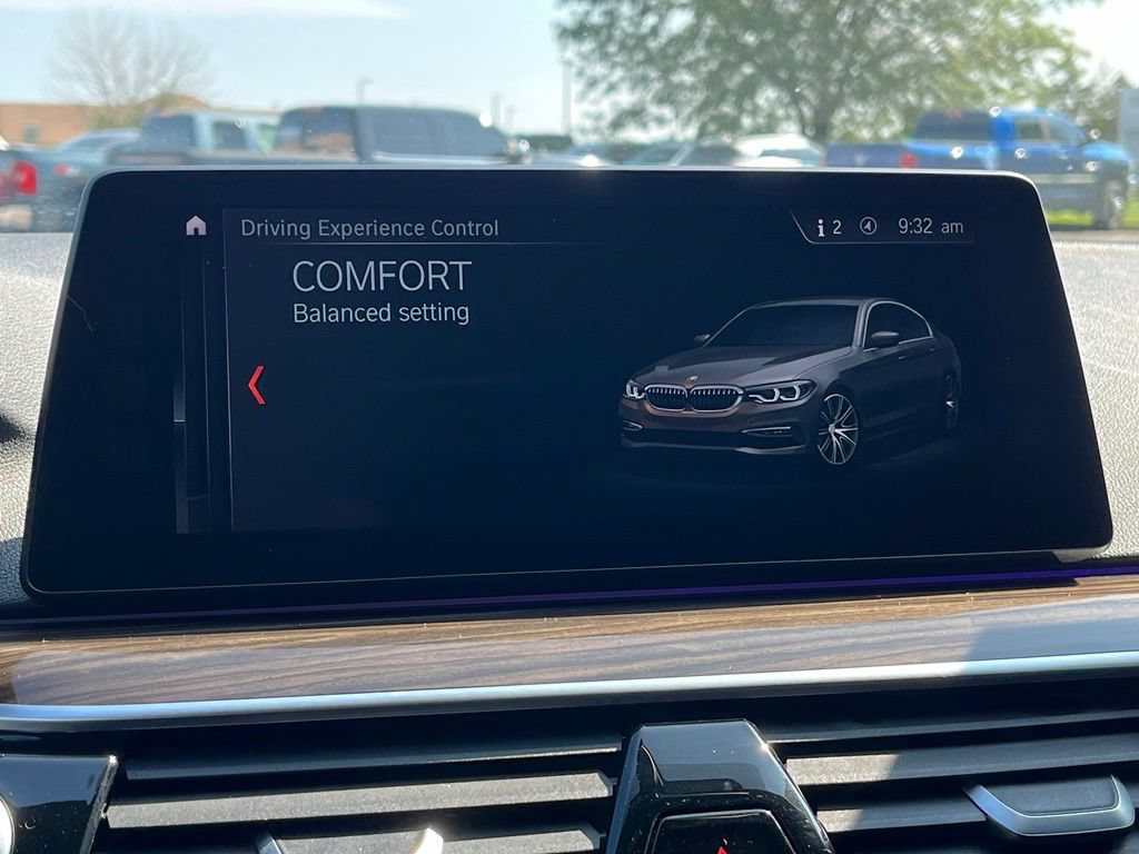 Used 2018 BMW 540i xDrive AWD/4WD image 45