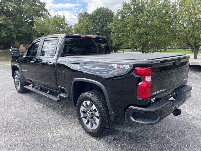 Used 2024 Chevrolet Silverado 2500 Custom w/ Custom Value Package image 7