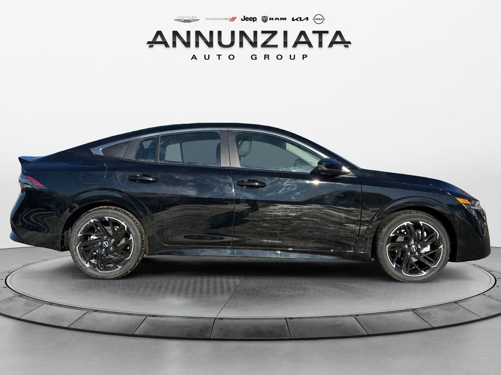 New 2026 Nissan Sentra SR w/ SR Premium Package FWD image 6