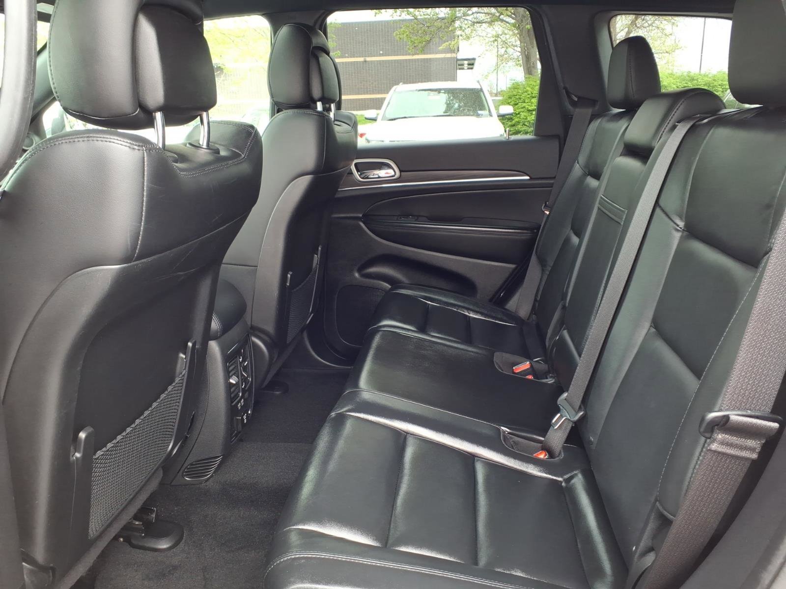 Used 2022 Jeep Grand Cherokee Limited AWD/4WD image 28