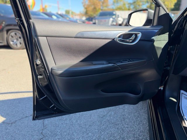 Used 2017 Nissan Sentra SR FWD image 11