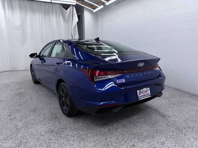 Used 2023 Hyundai Elantra SEL FWD image 4