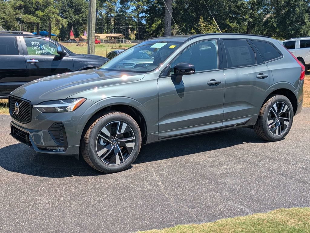New 2026 Volvo XC60 B5 Plus w/ Protection Package Premier AWD/4WD image 8