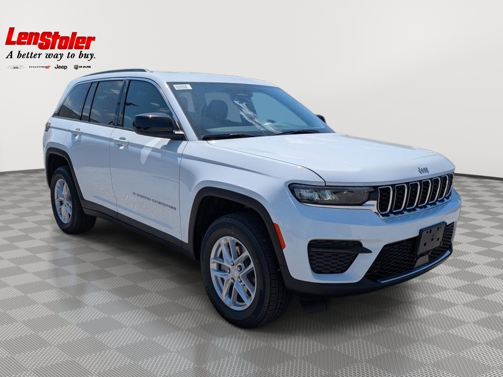 New 2026 Jeep Grand Cherokee Laredo AWD/4WD image 4