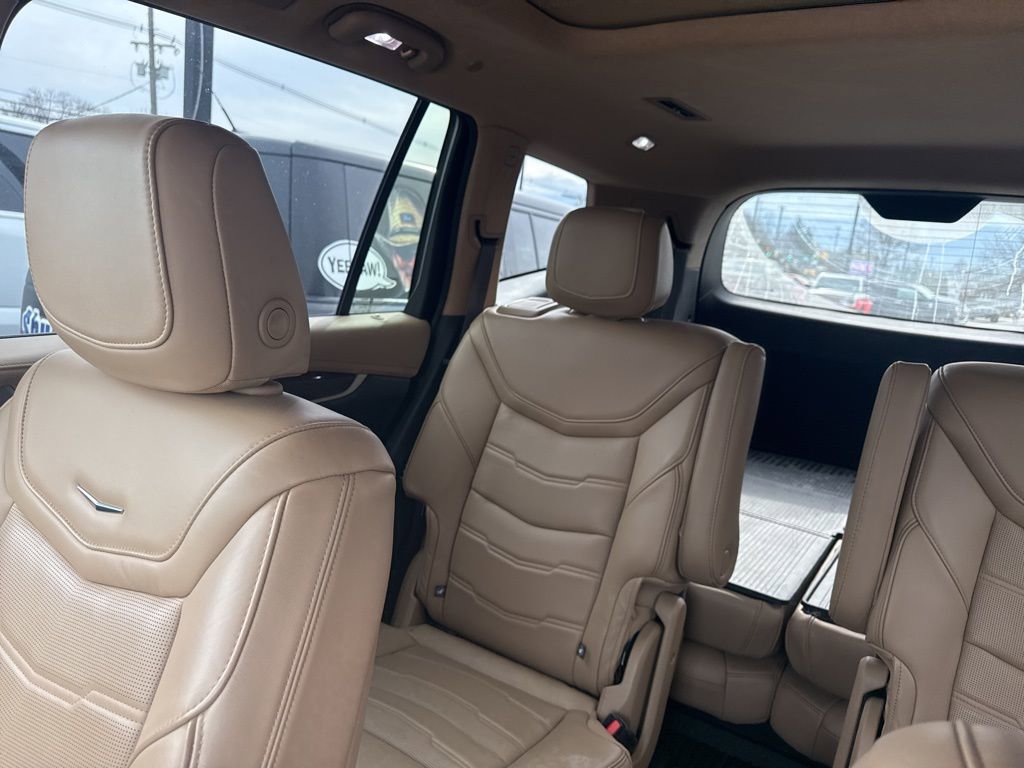 Used 2020 Cadillac XT6 Premium Luxury w/ Platinum Package image 17