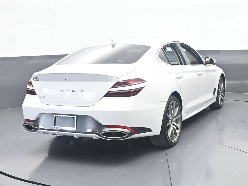 Used 2025 Genesis G70 2.5T RWD image 5