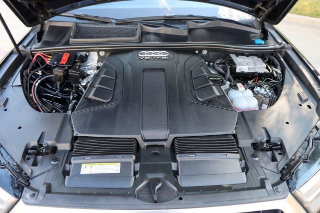 Used 2018 Audi Q7 3.0T Prestige w/ Prestige Package image 60