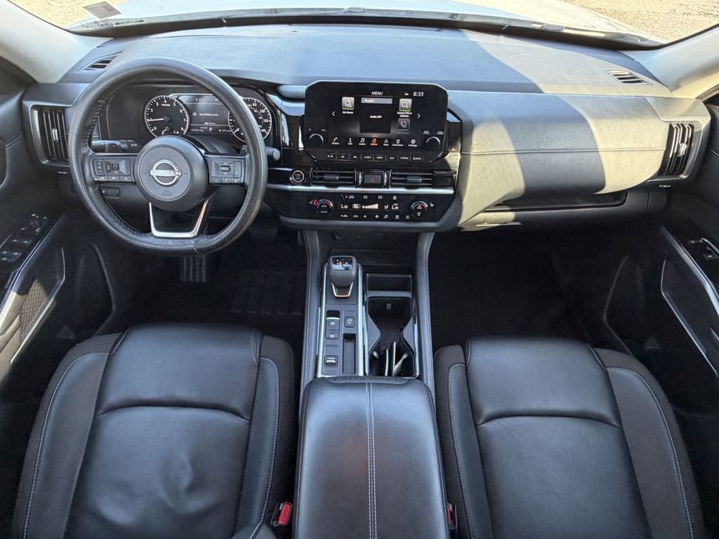 Used 2024 Nissan Pathfinder SL FWD image 12